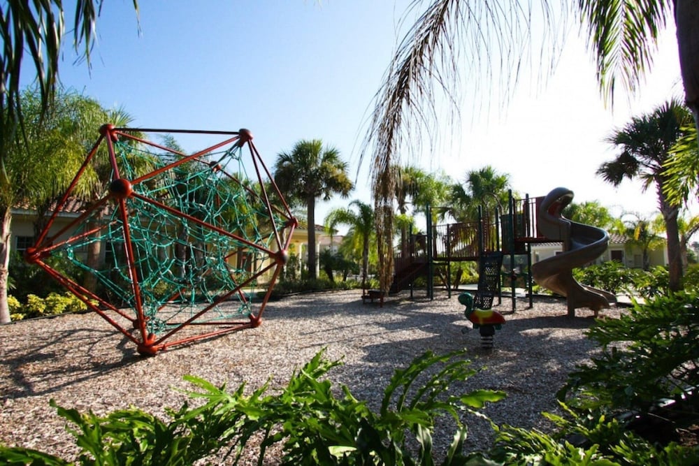 2809 Oakwater - Image 2