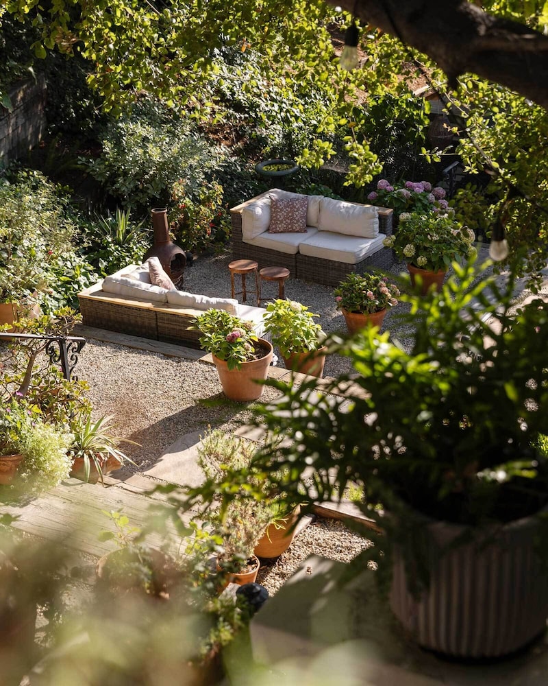 Hollywood Hideaway by Boutique