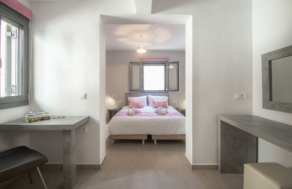 Ithaka Deluxe Home photo 2
