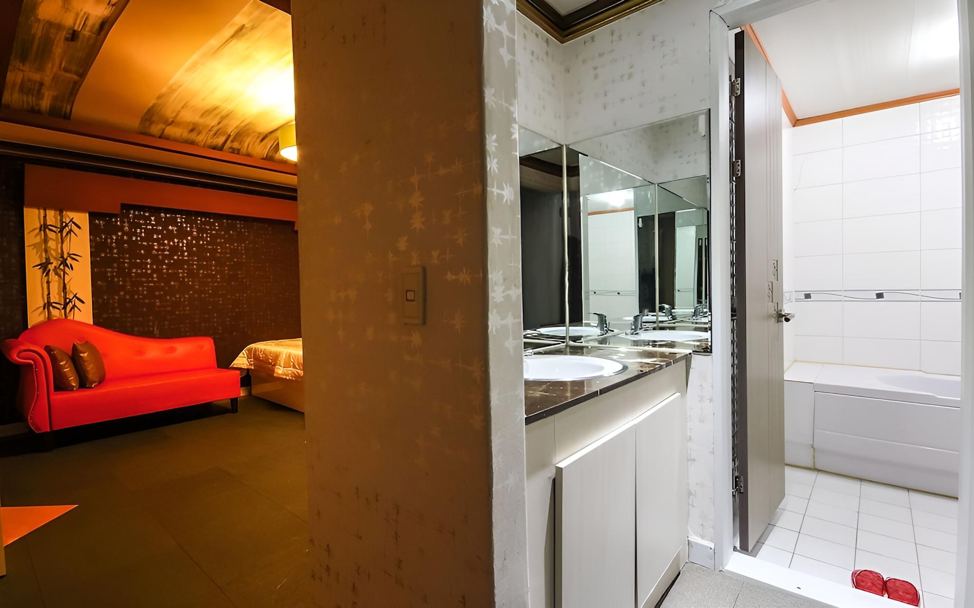 Photo 13