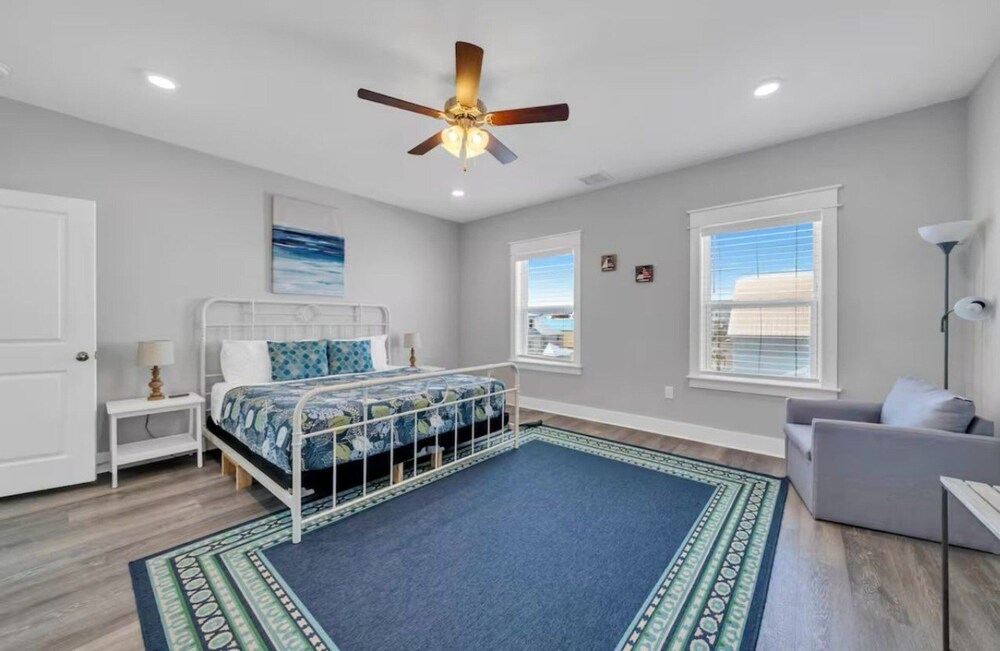 Pet Friendly Beach Retreat on 30a - Sleeps 14