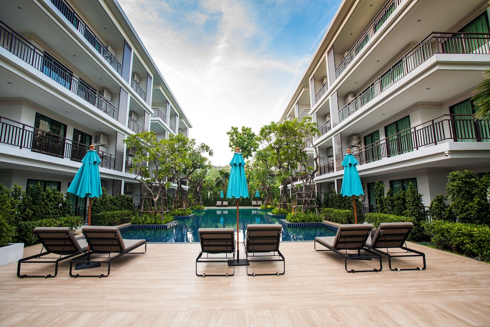 Apartments at The Title by Lofty view 5