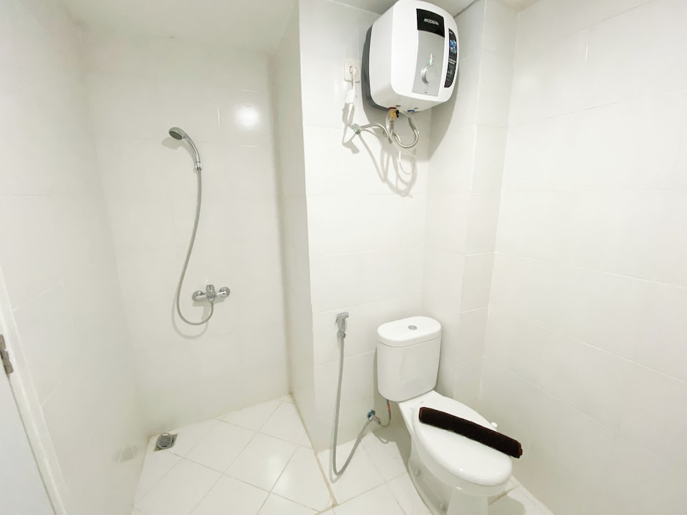 Well Furnished And Cozy Studio Paltrow City Apartment