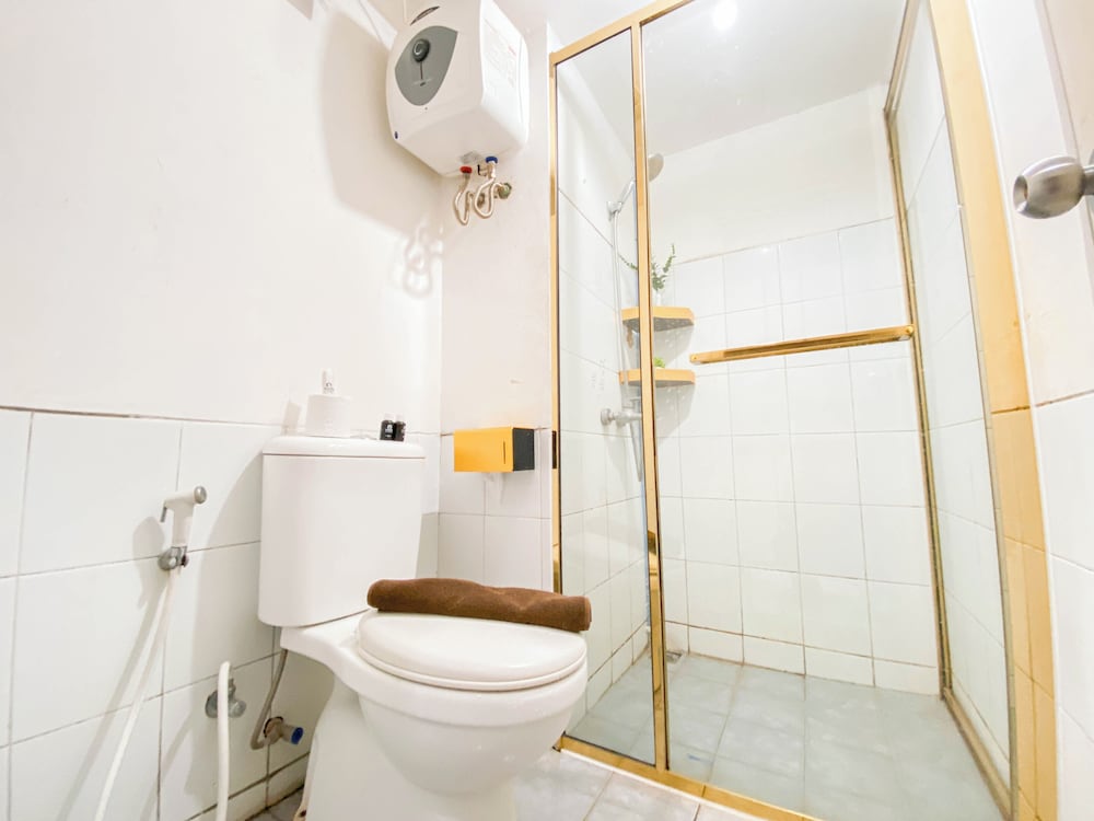 Spacious 1BR at Grand Asia Afrika Apartment
