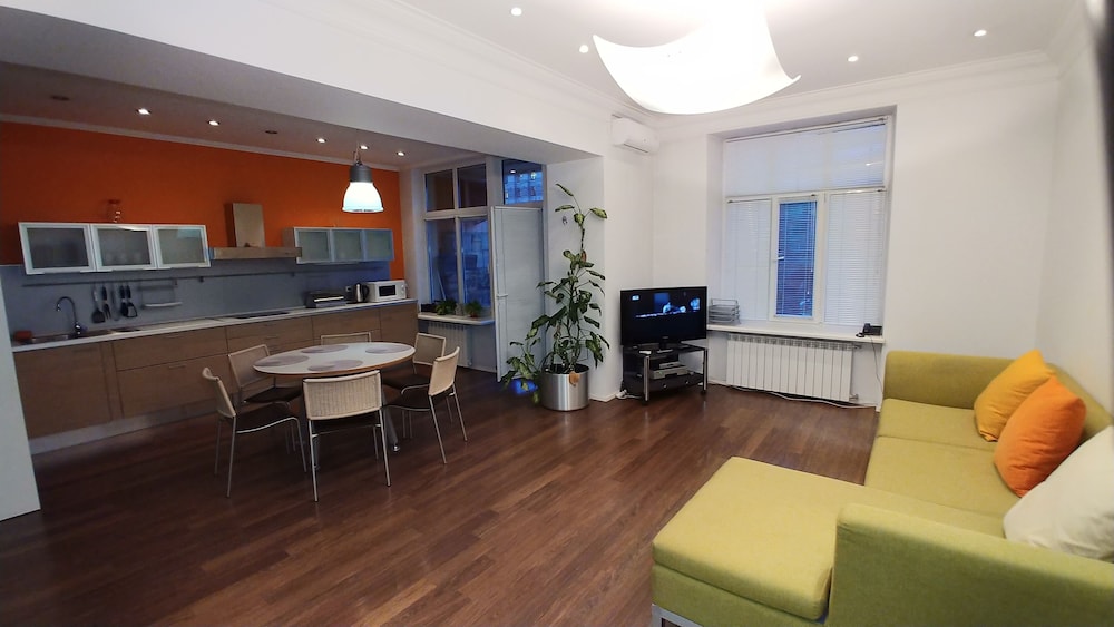 Kyiv Apartments