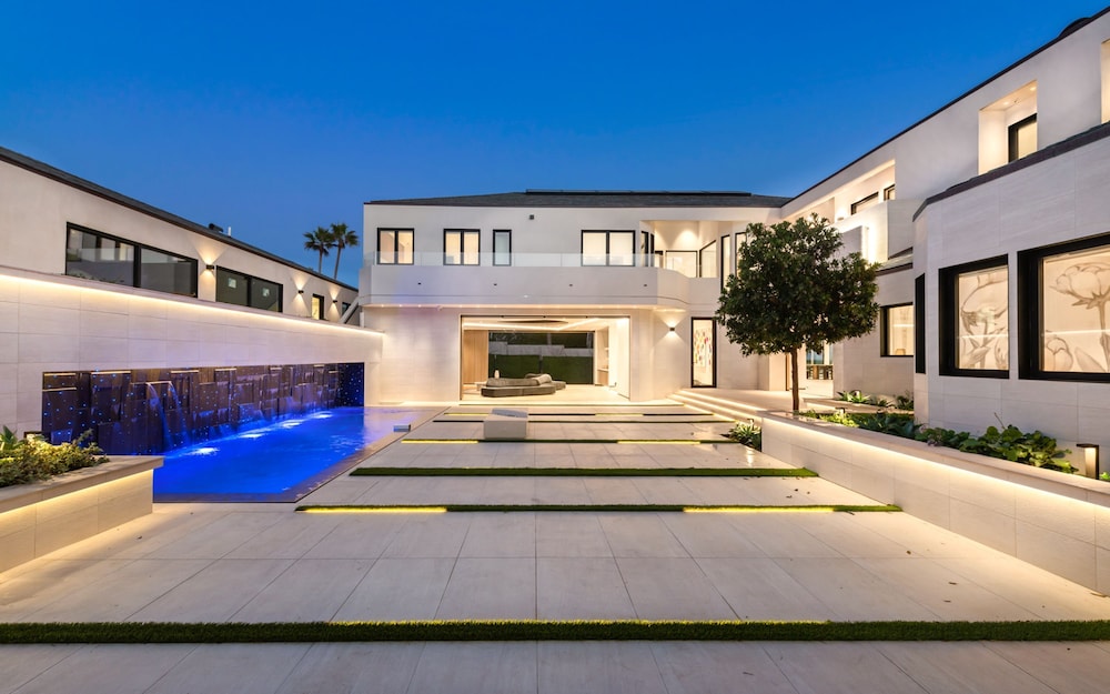 Ultimate Malibu Villa - Property Image 23