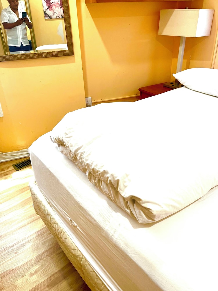 BedExpress hotel hostel - Property Image 5