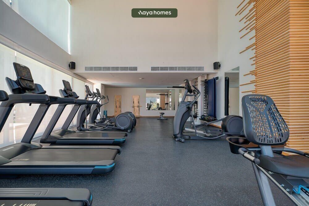Cozy 1Br Apt - Pool - Gym - 2 Min to the Beach