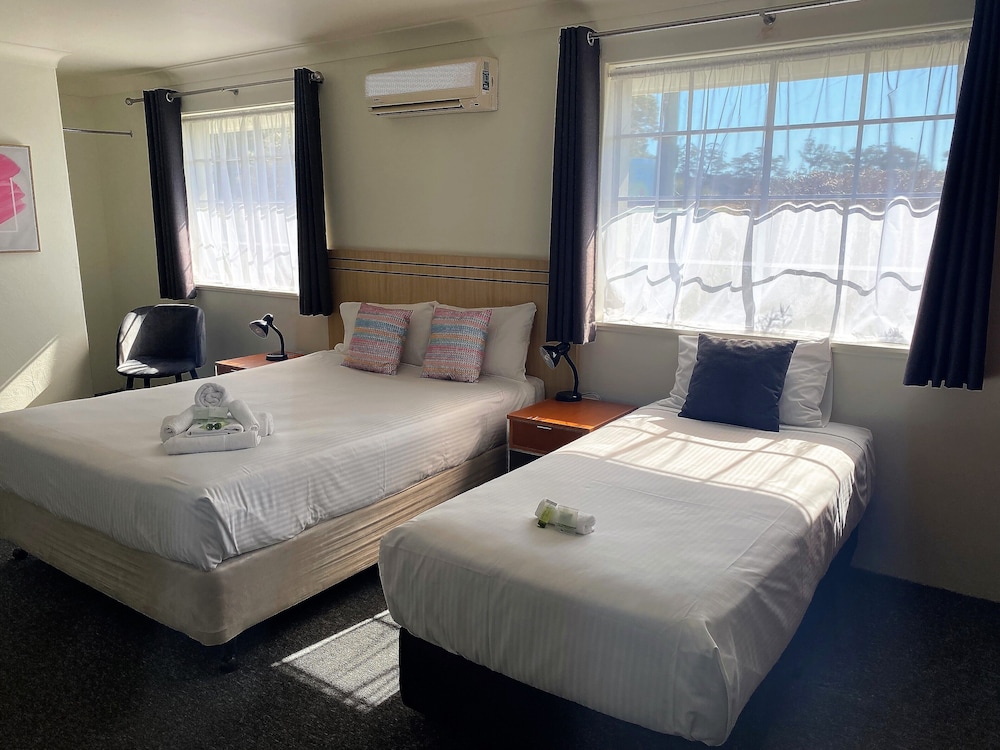 Timbertown Motel