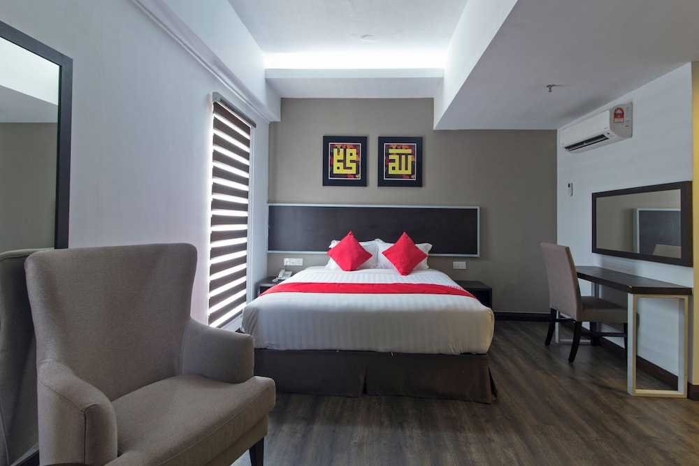 OYO 94790 Putri Bungsu Residence