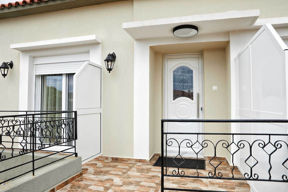 Romilia Guesthouse