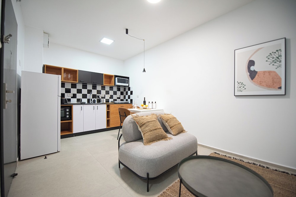 Photo 102