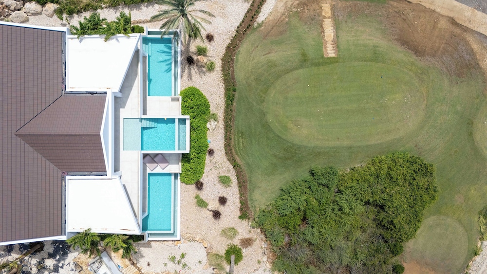 The Cape at Blue Bay Golf & Beach Resort