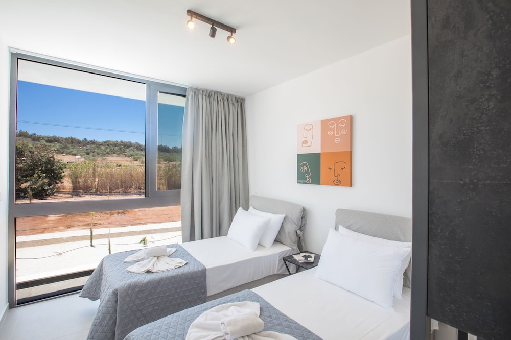 Protaras Elite Pearl Villa Ep16 view 3