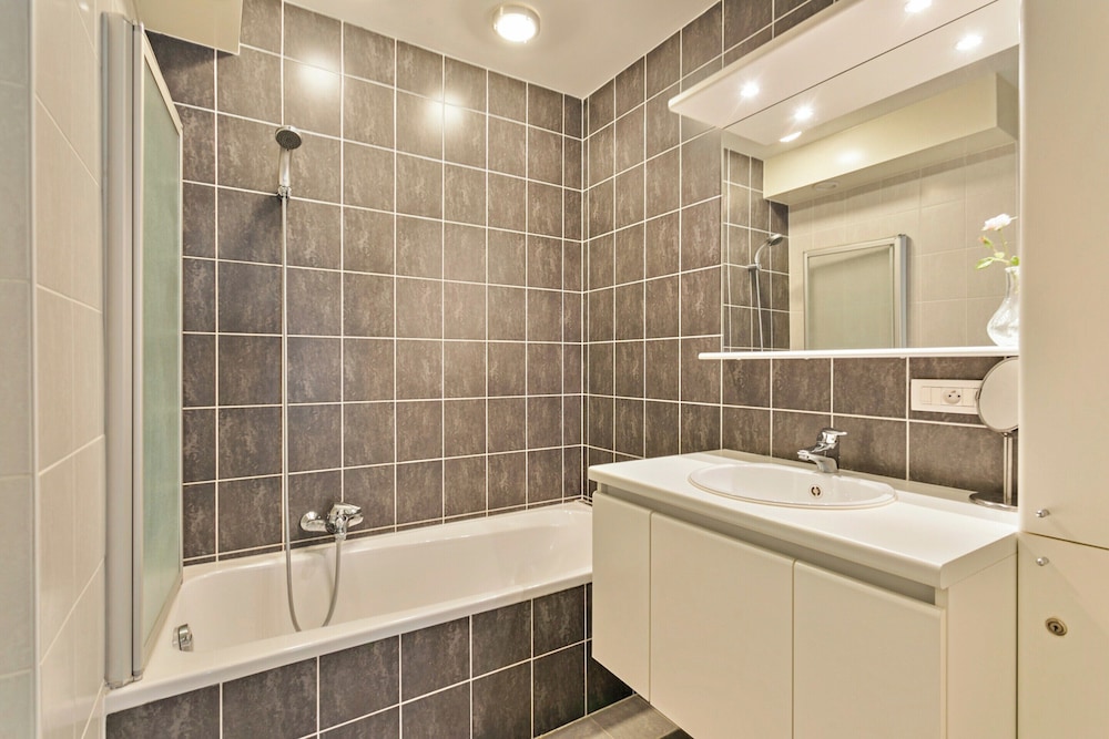 Flat in Blankenberge With Ocean Views