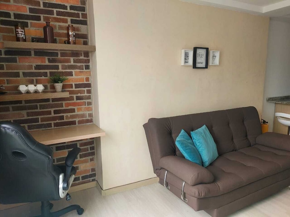 Lovely one bedroom condo in Laureles