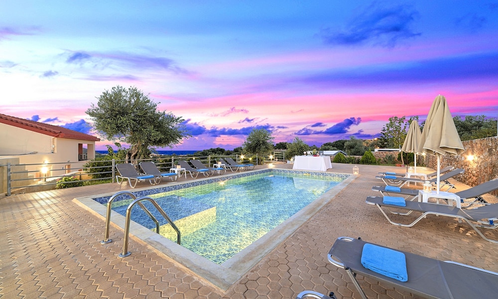 Aqua Blue Villas with Heated Pool