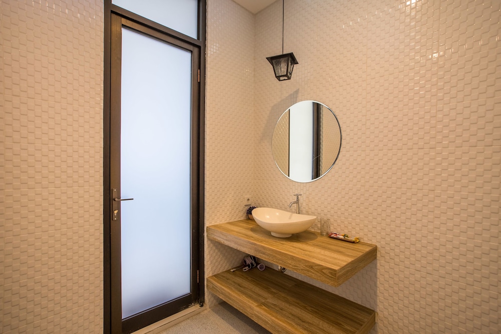 Berawa Bali Beach Villas by The Kunci view 3