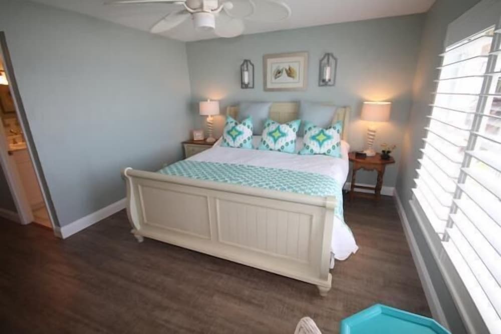Sea Coast Gardens III 2 Bedroom Condo by Great Ocean Condos