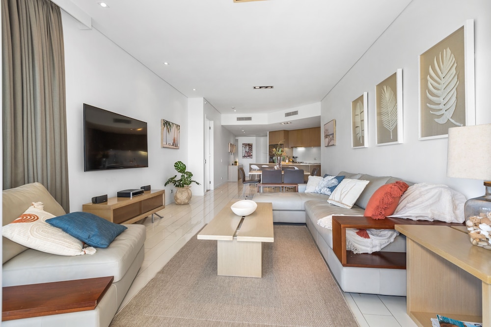 Luxury Apartments on Bells Boulevard