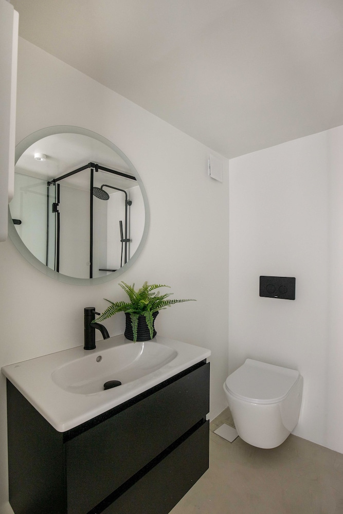 The MET by Zoia Living