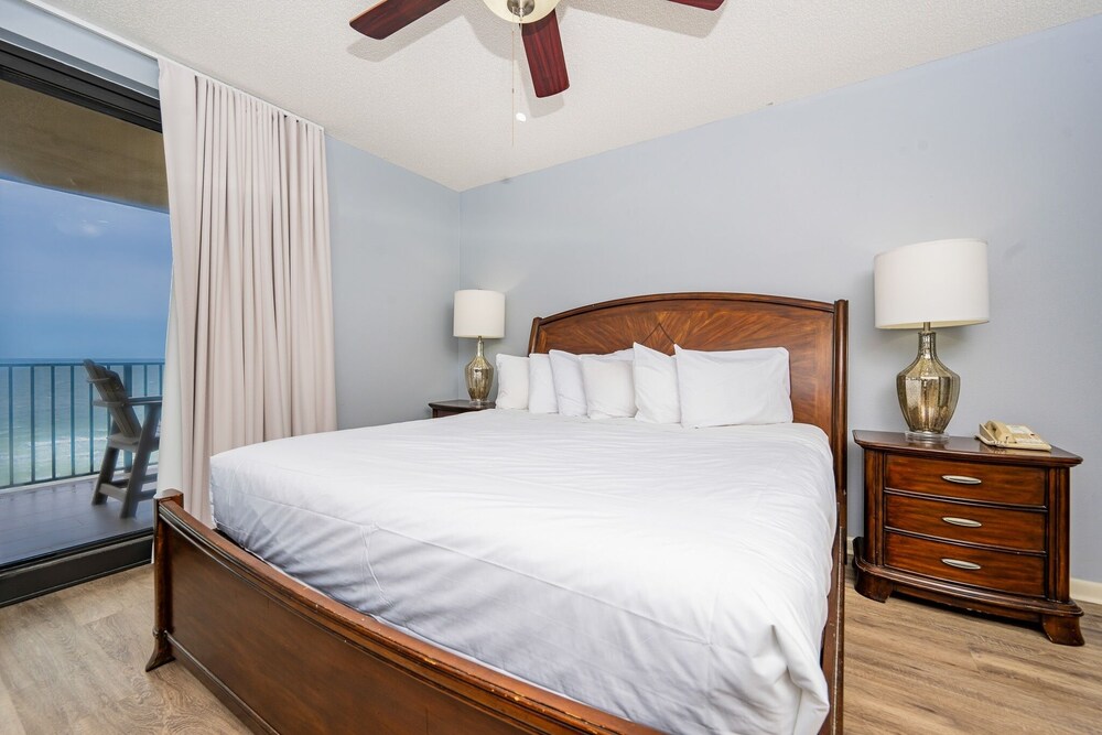 Phoenix X 904 3 Bedroom Condo
