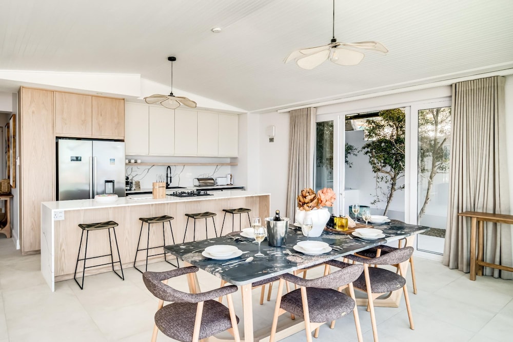 Ocean View Camps Bay 3bed Sapphire Tide Terrace