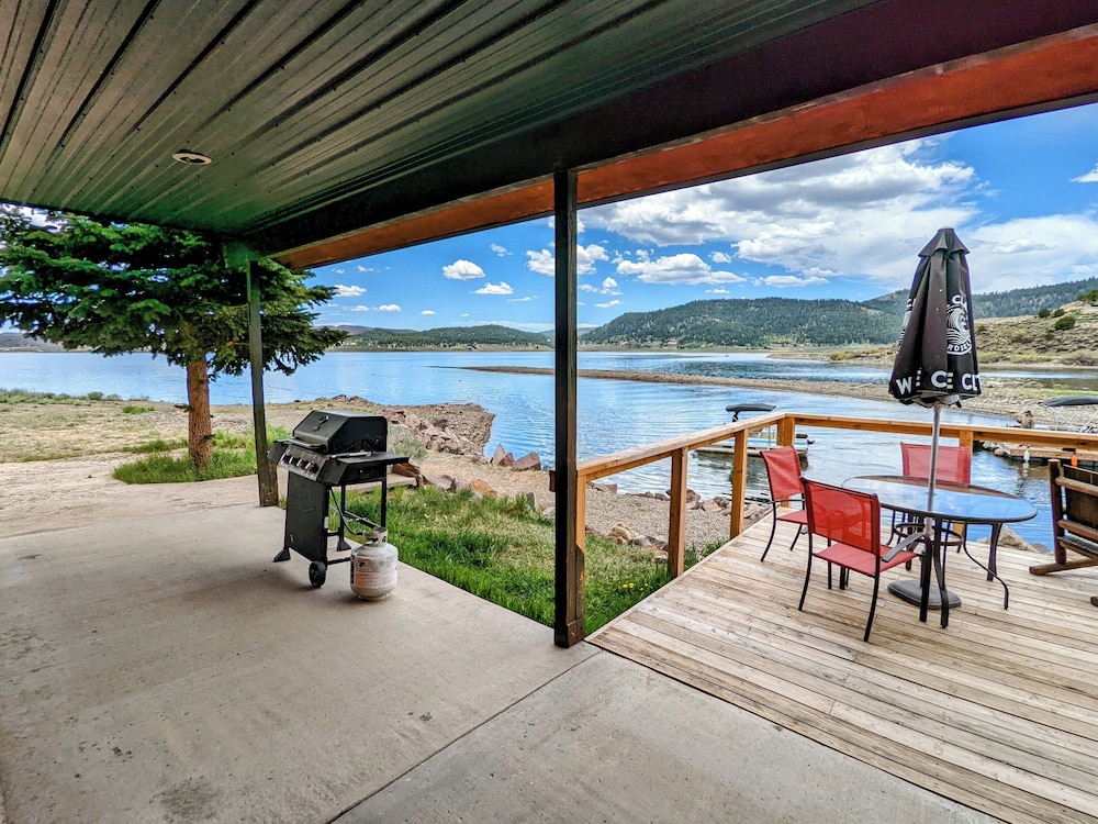Lakeview Cabin