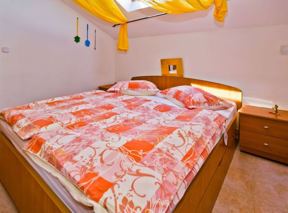 Charming and Sunny Hvar Apartments
