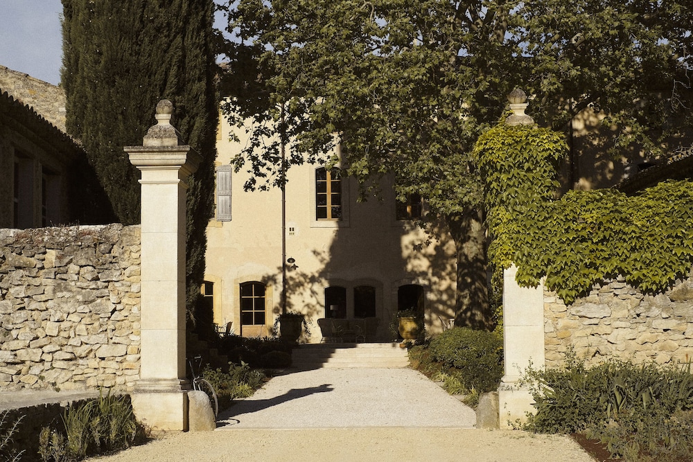 Le Galinier, Lourmarin, a Beaumier Guesthouse