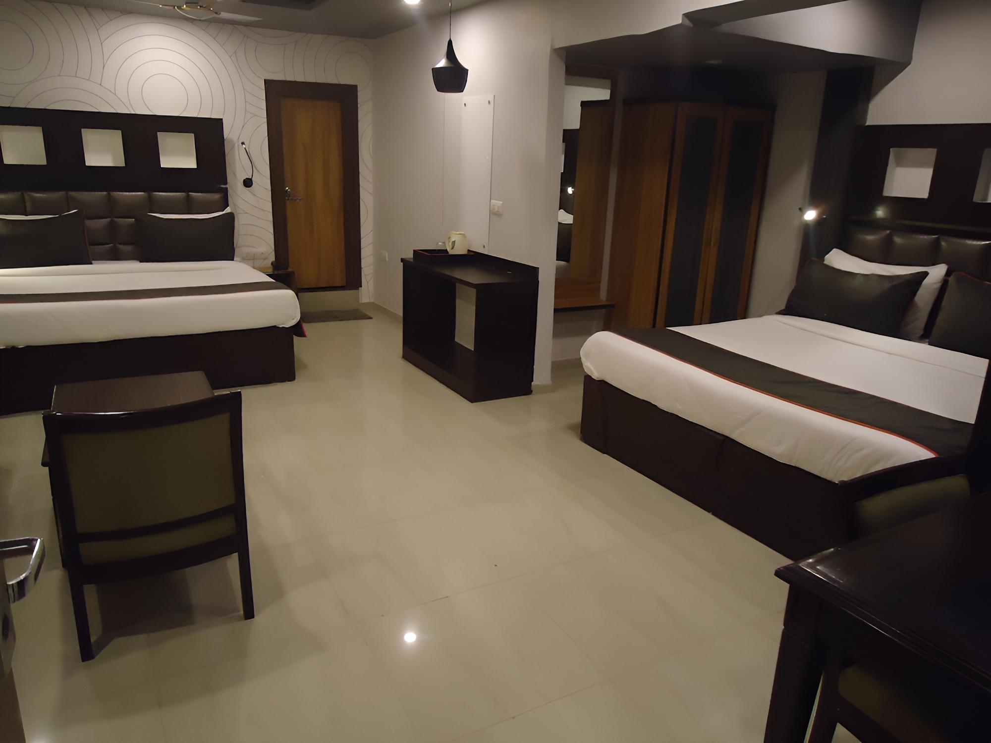 Maan Residency Hotel