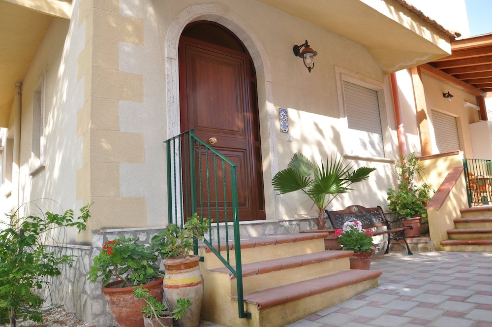 Villa Rahal