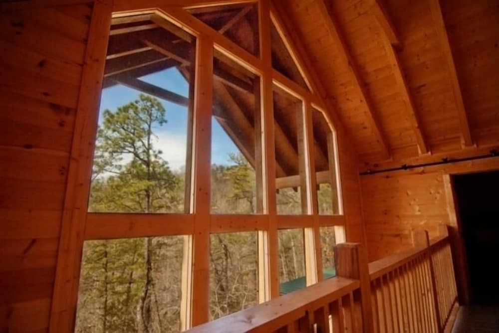 Cloud Nine - 5 Bedrooms, 5 Baths, Sleeps 16 Home by RedAwning