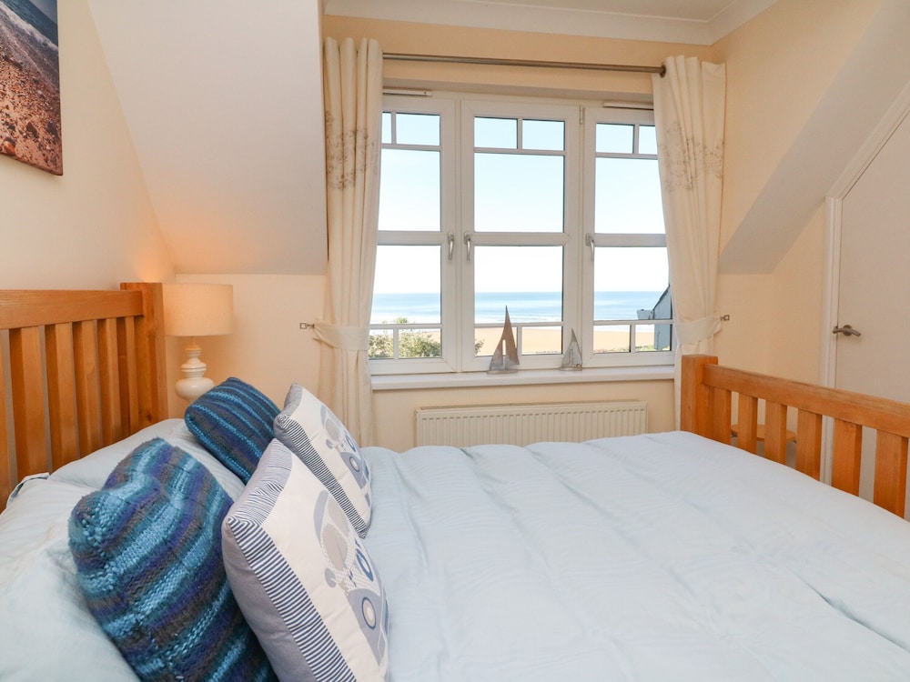 Beach Lodge