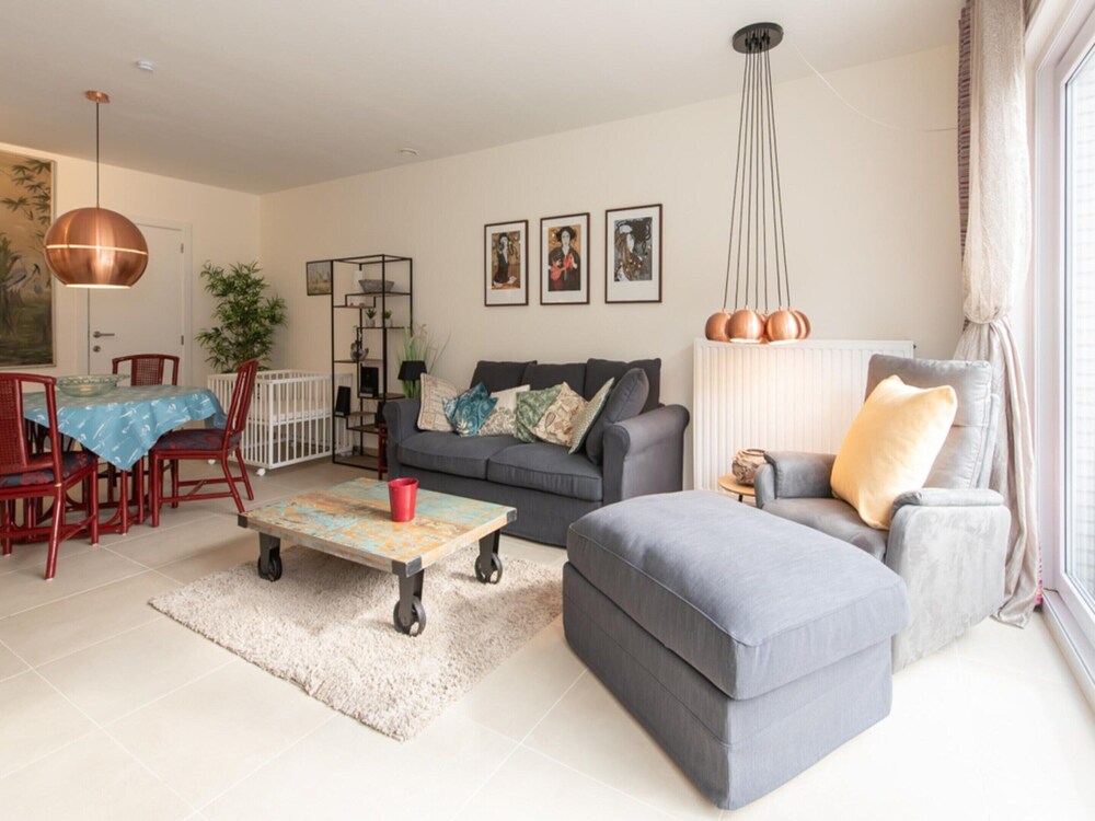 Apartment With Large Terrace in Mariakerke