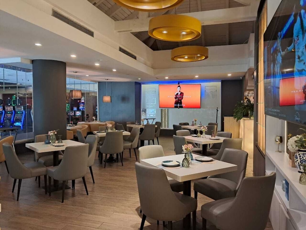 Hotel Maremares By Buddha Bar Beach