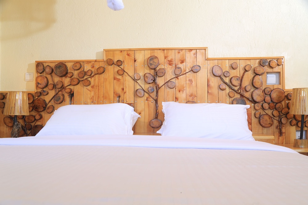 My Hill Eco-Lodge