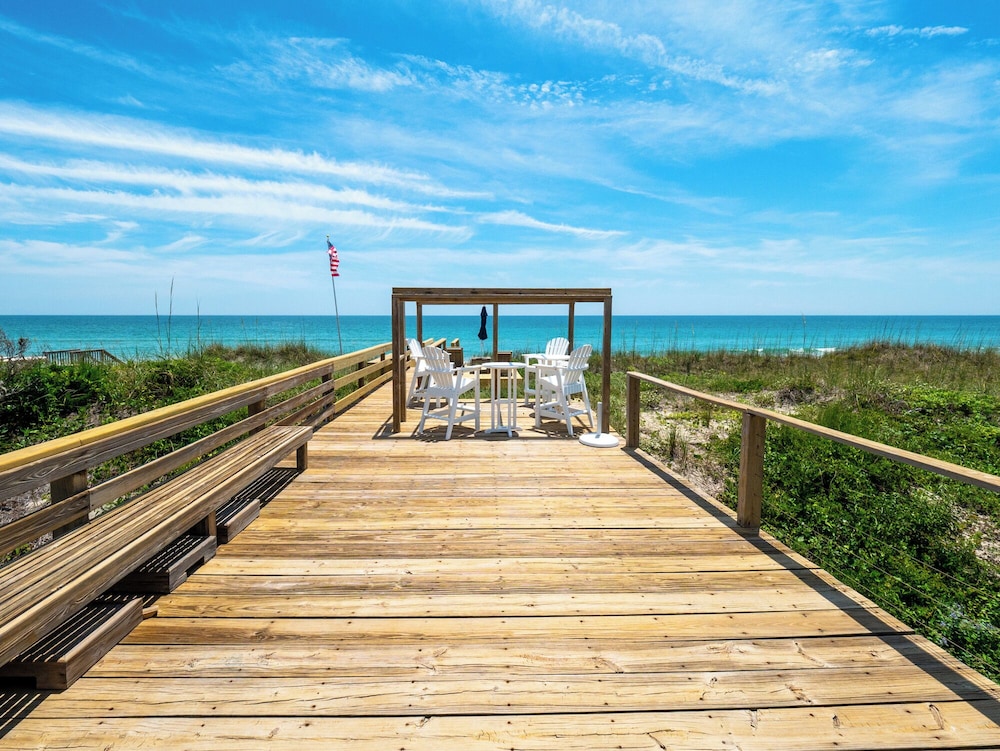Sea Strapped by Topsail Realty