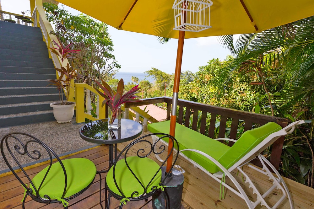 Hibiscus Heights