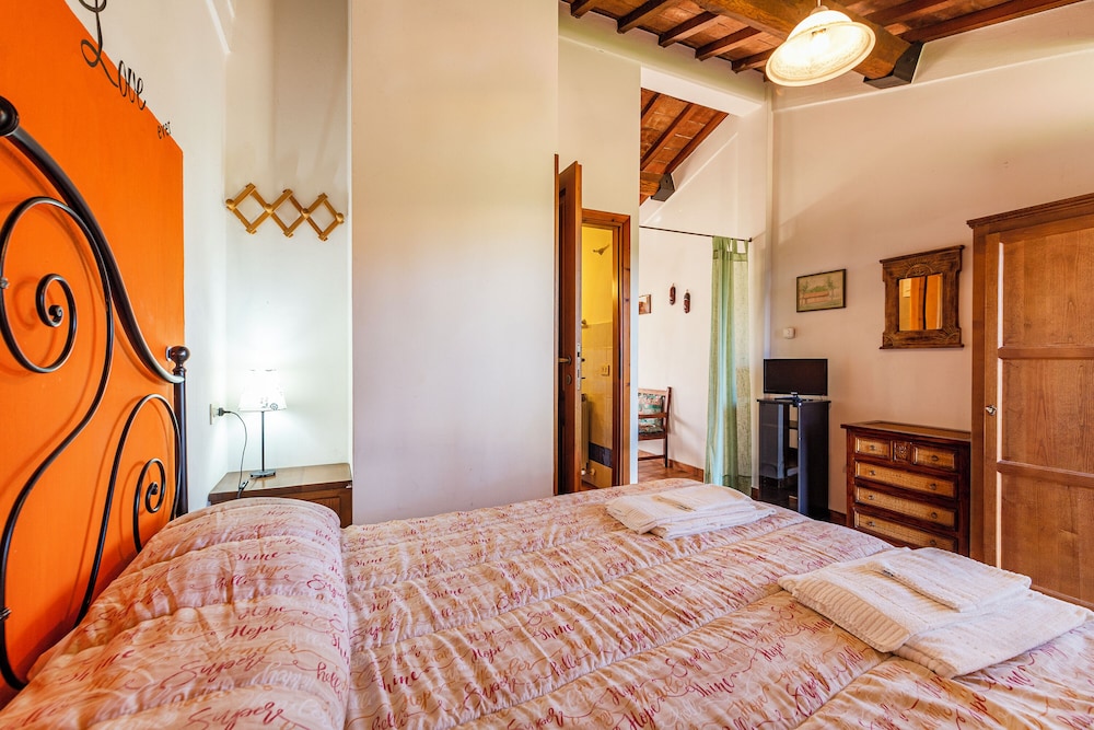 Thyme Apt With Shared Pool