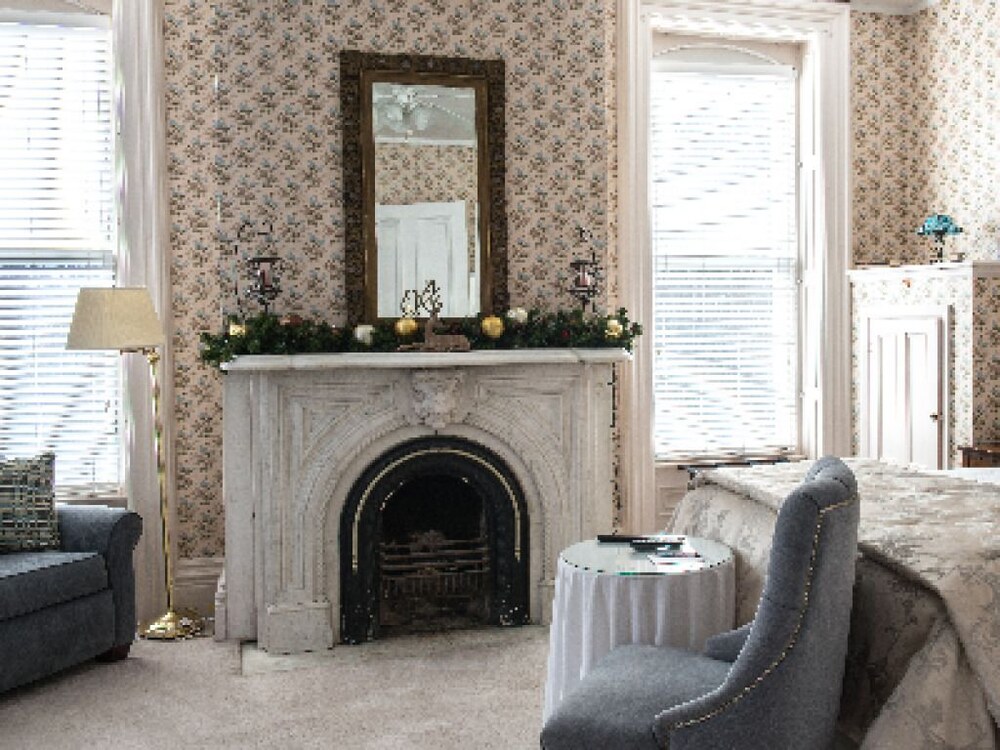 Marble Mansion Inn