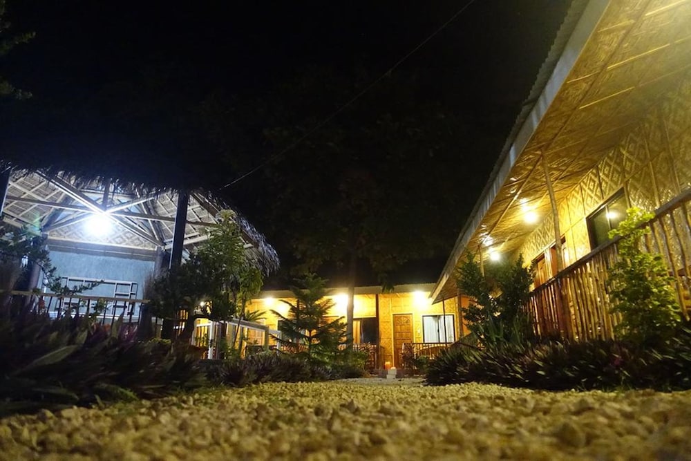 New Village Lodge