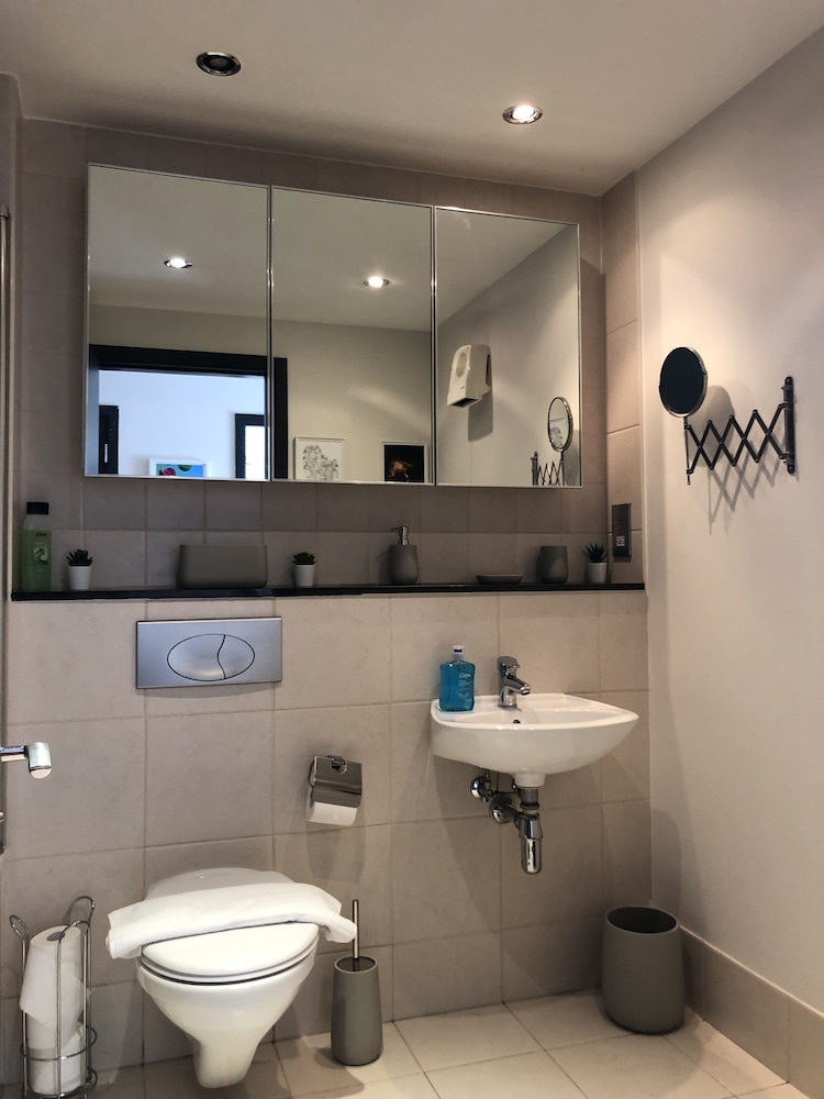 Macken Street Self Catering
