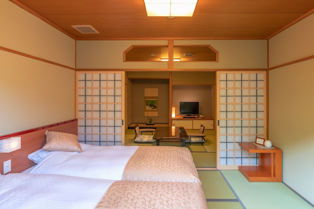 Narashino no sato Gyokusui -6 years or older-