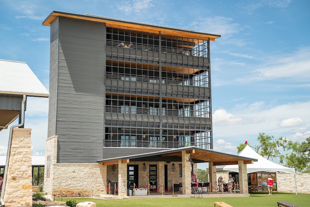 Resort at Fredericksburg Unit 20 view 3