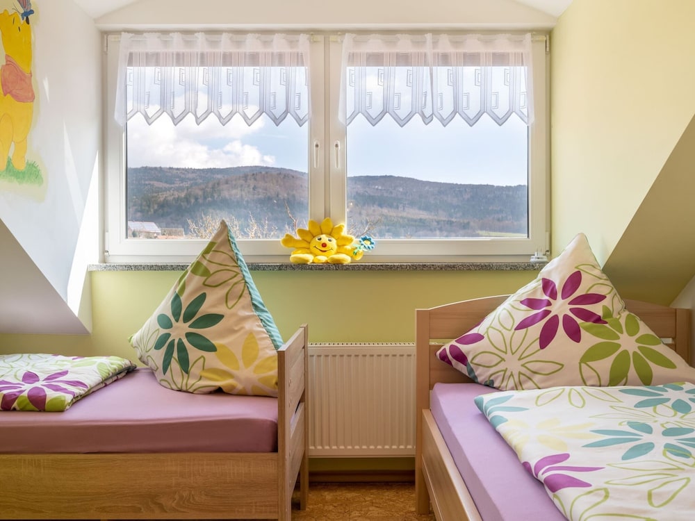 Apartment in Gleissenberg With Garden & BBQ