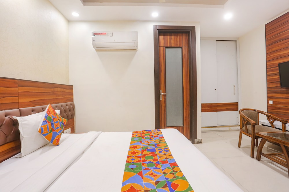 Fabhotel Gold Inn