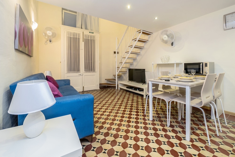 Valletta Archbishop Townhouse - Property Image 9