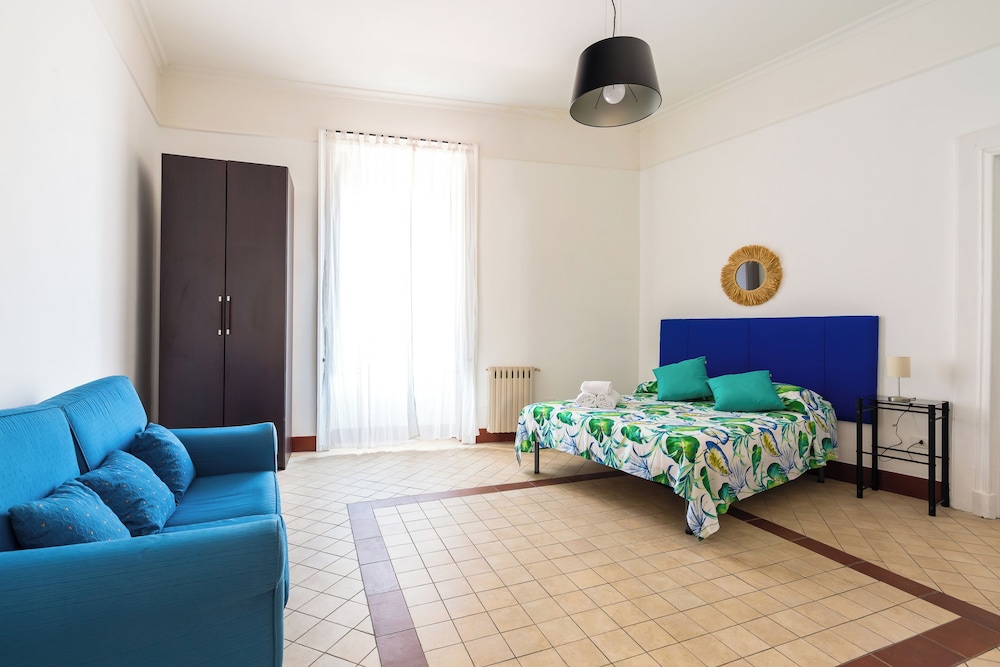 Lopez 20 - a Big Family Apartment