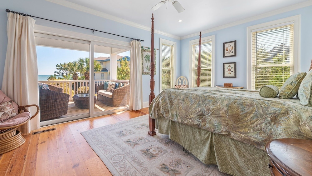 Pawleys Island Vacations - Out Of This World Beachfront Home 6 Bedroom Home by RedAwning - Property Image 2